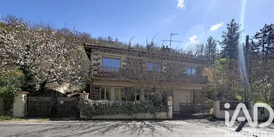 Maison à Saint-Affrique (12400)