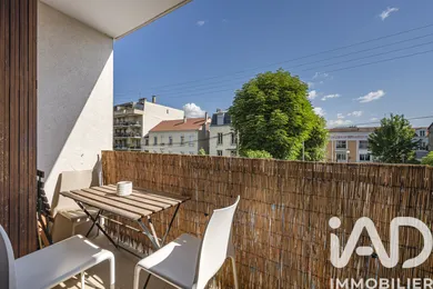 Apartment in Bois-Colombes (92270)