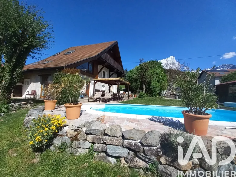 Maison 7 pièces 127 m² · à Saint-Martin-d'Uriage · 127 m² · 536 000 €