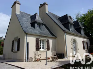 Traditional house in Loqueffret (29530)