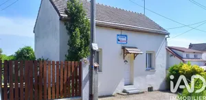 Townhouse in Mantes-la-Ville (78711)