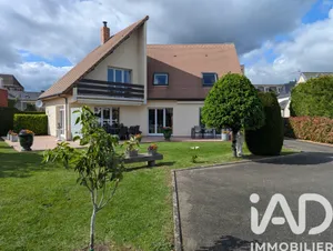 Maison d'architecte à Neufchâtel-en-Bray (76270)