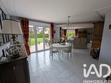 Architectural house in Neufchâtel-en-Bray (76270)