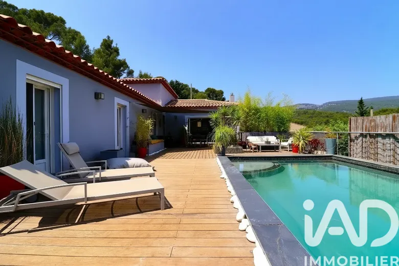 Maison 5 pièces 182 m² · à Ceyreste · 182 m² · 1 085 000 €
