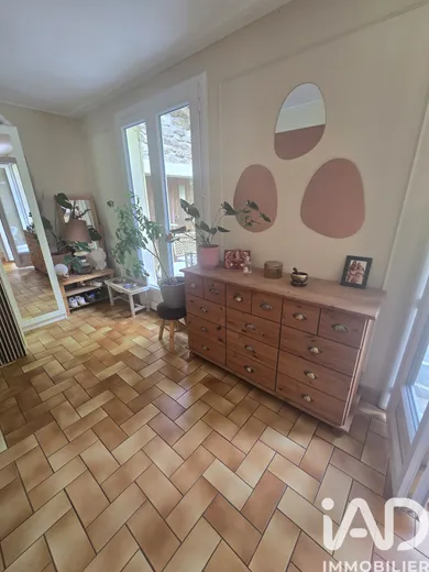 House in Condé-en-Brie (02330)
