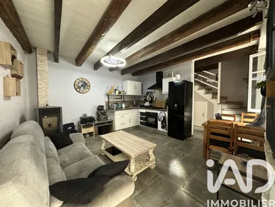 Townhouse in Vogüé (07200)