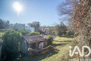 Terrain à bâtir à Carcès (83570)