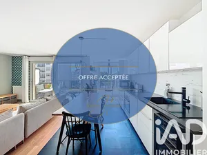 Apartment in Montrouge (92120)