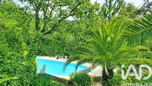 Domaine à Le Muy (83490)