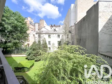 Apartment in Paris (75014)