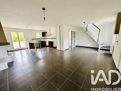 House in Saint-Prest (28300)