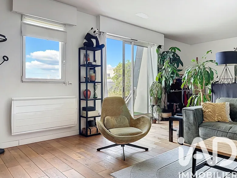 Appartement 6 pièces 137 m² · à La Garenne-Colombes · 137 m² · 950 000 €