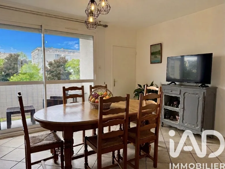 Appartement 4 pièces 73 m² · à Grigny-sur-Rhône · 72,6 m² · 169 000 €