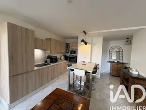 Apartment in Saint-Fargeau-Ponthierry (77310)