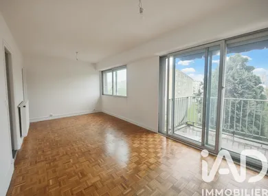Studio à Viry-Châtillon (91170)