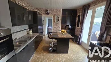 Maison de village à Blanzay (86400)
