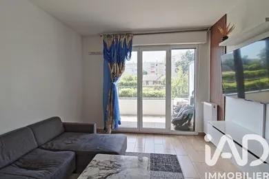 Apartment in Épinay-sur-Seine (93800)
