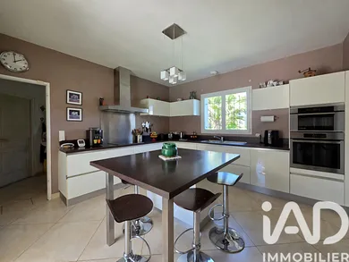 Maison à Roquebrune-sur-Argens (83520)