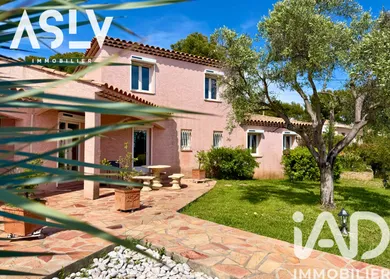 Maison à La Cadière-d'Azur (83740)