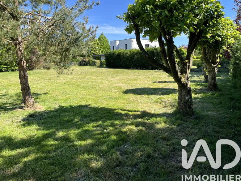 Terrain à bâtir à Saint-Martin-du-Vivier (76160) · 375 000 €