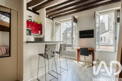 Apartment in Paris (75006)