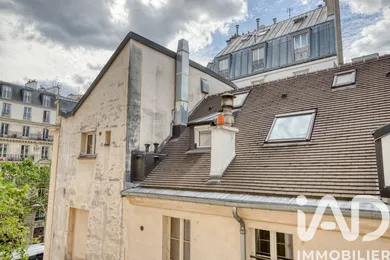 Apartment in Paris (75006)
