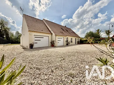 Pavillon à Essises (02570)