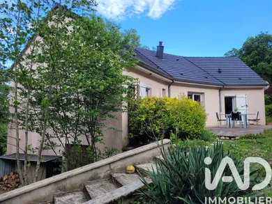 Architectural house in Gueugnon (71130)