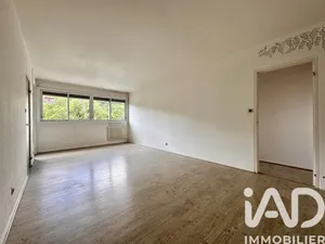 Apartment in Saint-Pierre-lès-Elbeuf (76320)