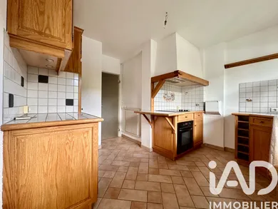 Apartment in Saint-Pierre-lès-Elbeuf (76320)