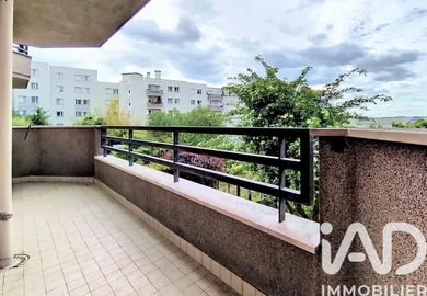 Appartement à Le Kremlin-Bicêtre (94270)
