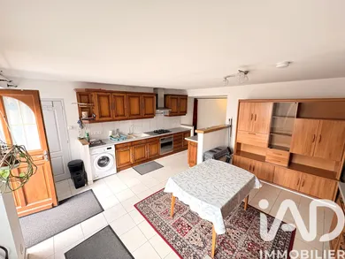Maison de village à Aynac (46120)