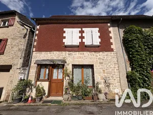Village house in Aynac (46120)