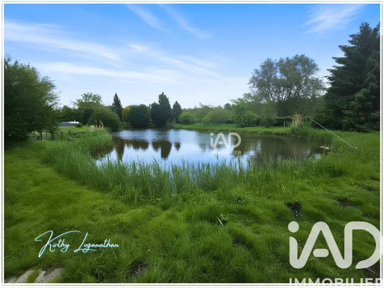 Terrain loisirs à Parfondru (02840) · 60 000 €