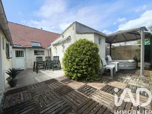 Townhouse in Bray-sur-Seine (77480)