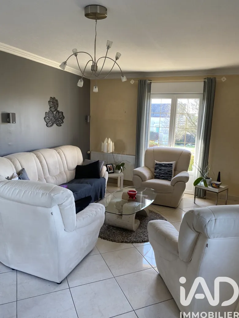 Maison 7 pièces 146 m² · à Les Bordes · 146 m² · 258 000 €