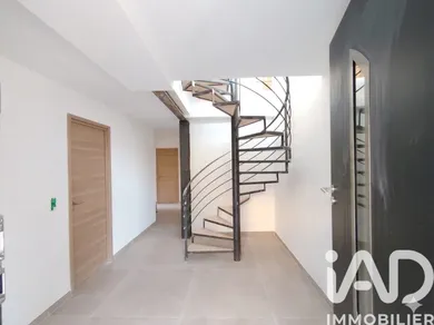 Duplex in Bandol (83150)