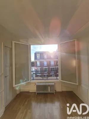 Apartment in Villejuif (94800)