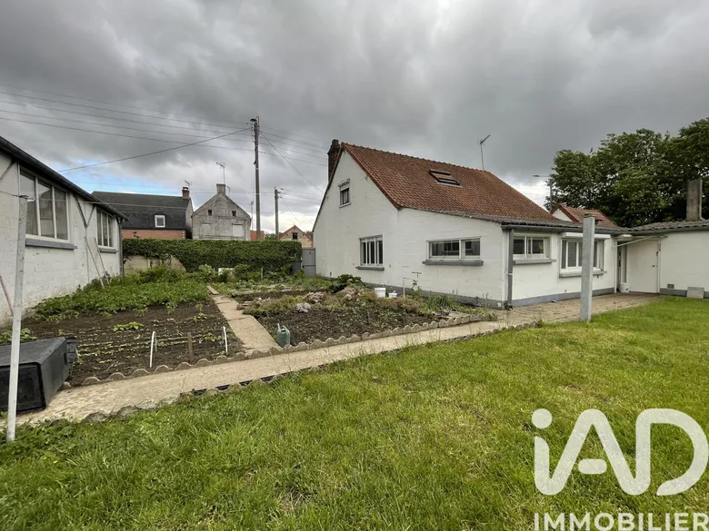 Maison 8 pièces 140 m² · à Masnières · 140 m² · 116 000 €