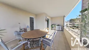 Appartement à Roquebrune-sur-Argens (83520)
