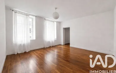 Apartment in Versailles (78000)