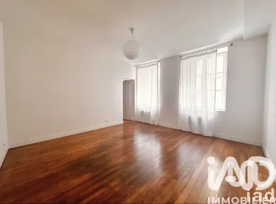 Apartment in Versailles (78000)