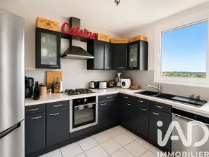 Apartment in Nozay (91620)