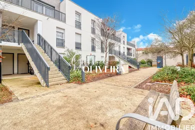 Apartment in Montmagny (95360)