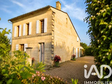 Maison à Lussac (33570)