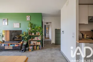 Apartment in Grenoble (38100)