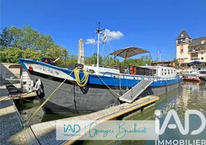Barge in Cergy (95000)
