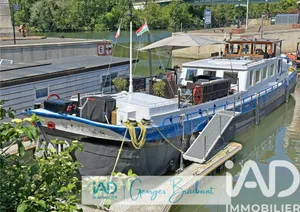 Péniche à Cergy (95000)