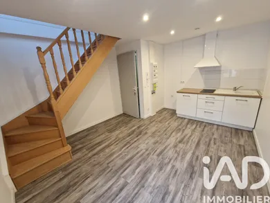 Duplex in Le Pin (77181)
