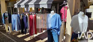 Habillement, Textile à le grau du roi (30240)